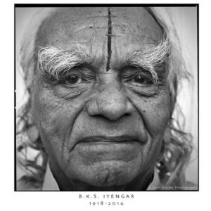 cours-de-yoga-iyengar